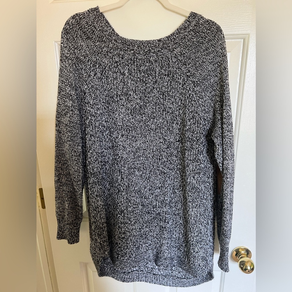 RD Style XL Tunic Sweater with Elbow Patches